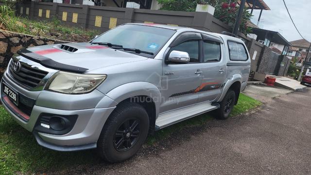 2015 Toyota HILUX 2.5 G TRD SPORTIVO (A) - 1