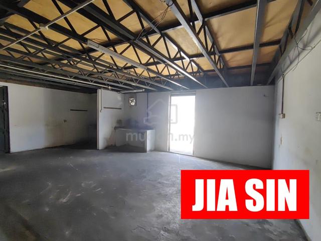 1.5 Storey Light Industrial Warehouse for RENT @ Binajaya 1