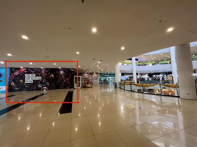1 Borneo Shoplot | Corner 1