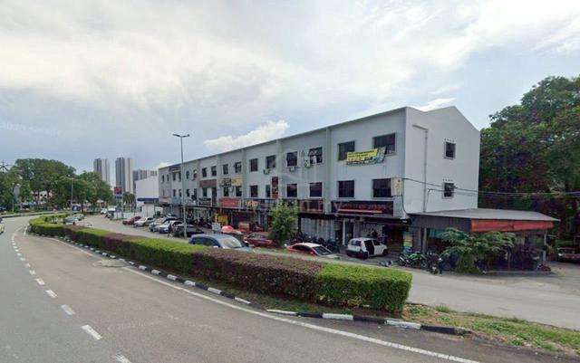 Jalan Tun Abdul Razak 1