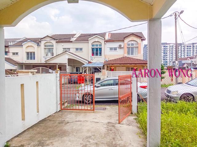 [Corner Lot] Mahkota Cheras Seksyen 6, Cheras, Selangor 1