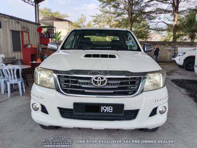 2010 Toyota HILUX D.CAB 2.5 G (A) - 3