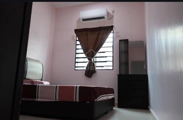 Room with Private Bathroom 1