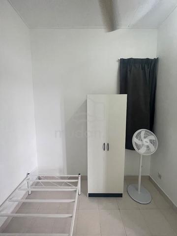 Bilik Sewa Seri Ixora, Seksyen 27, Shah Alam 1
