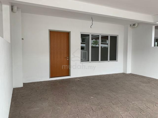 Low Density !!! Double Storey for sale Semenyih, Bangi, Kajang 1