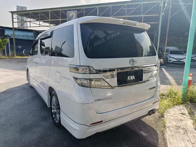 2013 Toyota VELLFIRE 2.4 GOLDEN EYES II S/ROOF 360 - 4