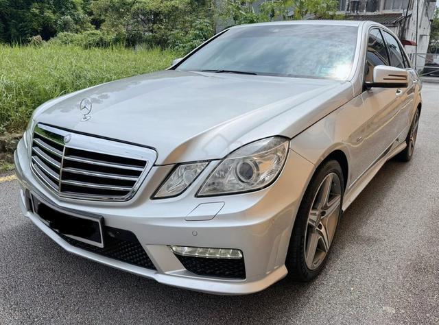 2010 Mercedes Benz E250 CGI BlueEFCY - LIKE NEW - 2