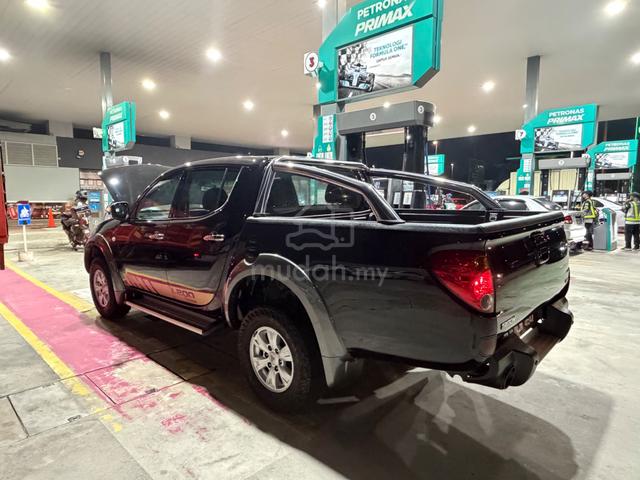 2011 Mitsubishi TRITON 2.5 4x4 FACELIFT (A) - 2