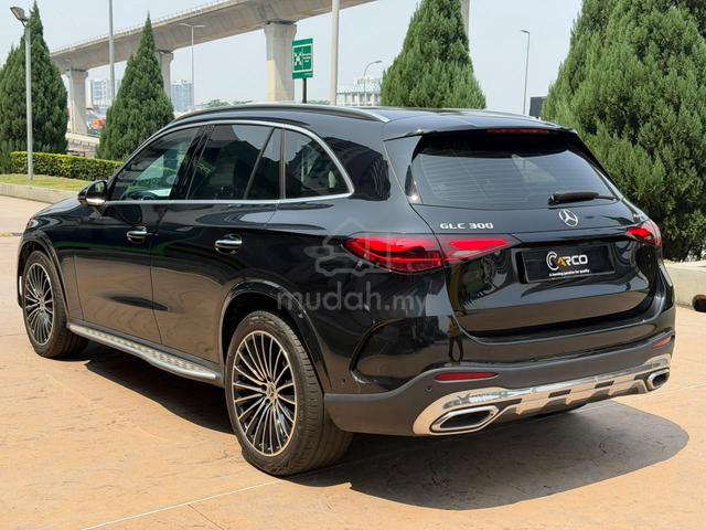 Mercedes Benz GLC300 2.0 4MATIC (A) Full Services - 2