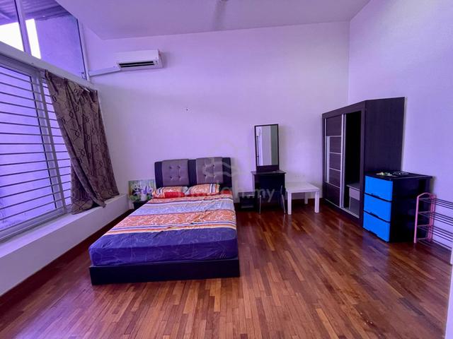 F/F Big Room with Balcony Wifi A/C BANDAR MAHKOTA CHERAS Near BMC MALL 1