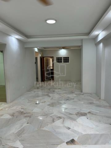 Prisma Cheras 1