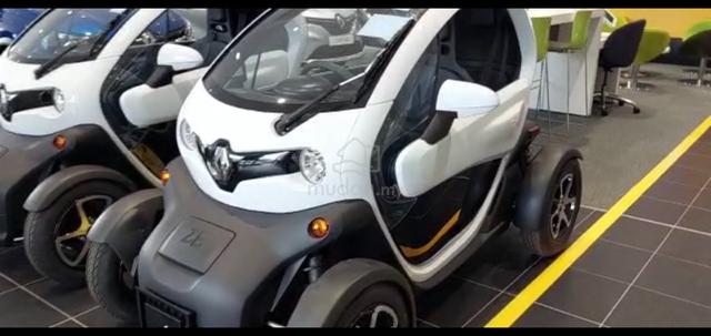 2022 Renault TWIZY Like New Indoor Climate Room - 3