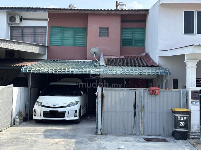 Teres Dua Tingkat Taman Sultan Yusof 1