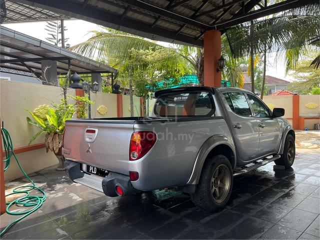2013 Mitsubishi TRITON 2.5 KB4TGJRXZR FACELIFT (M) - 2