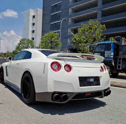 2009 Nissan GT-R 3.8 BLACK EDITION (A) - 4