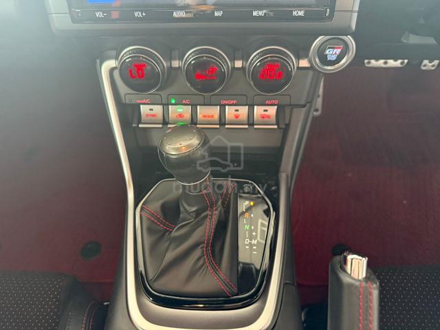 2022 Toyota 86 2.4 GR (A) RZ PRICE Wit DUTY  UNREG - 4