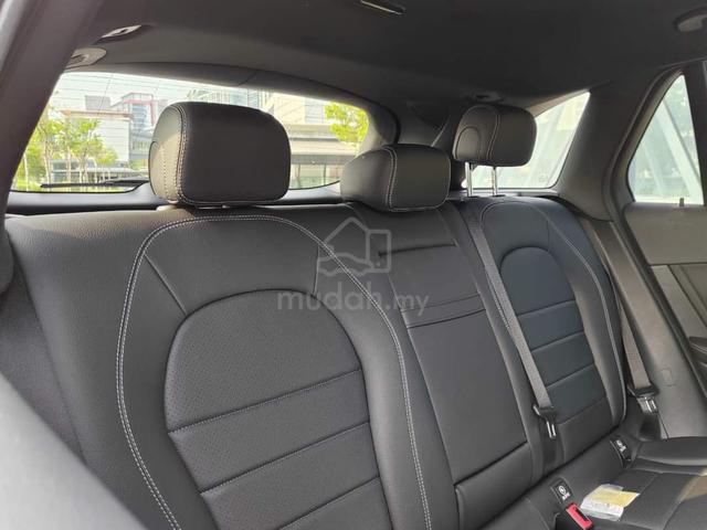 Recon 2019 Mercedes-Benz GLC200 AMG Fully Loaded - 5