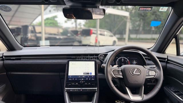 2025 Lexus Lbx Morizo Rr (At) - 4