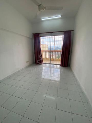 Sri Dahlia Apartment (Kajang) 1