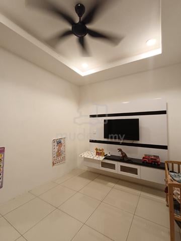 Double Storey Terrace Taman Tunku Intan Syafinaz for Sales 1