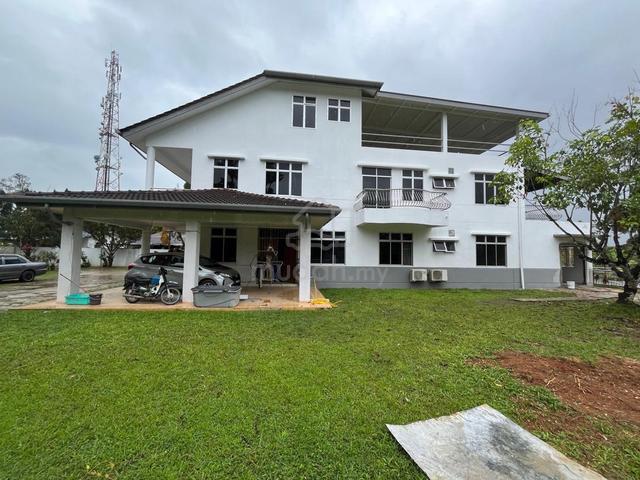 LEVEL 2 & 3, Bungalow, GREENWOOD BATU 9 1