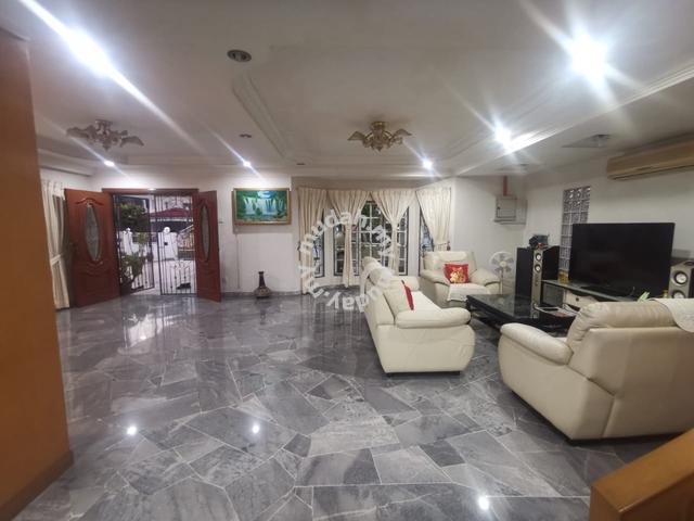Taman Bukit Cheras (60x113/2.5sty/FREEHOLD/Renovated/Very Spacious) 1