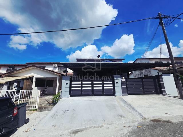Double Storey Terrace Renovated Freehold Non-bumi Senawang Sale!!! 1