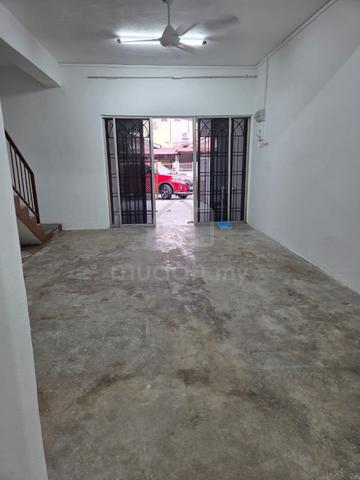 area Tampin,Negeri Sembilan  Double storey 1