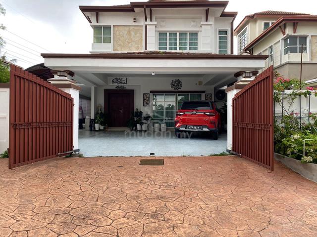 BUNGALOW SERI KEMBANGAN fully renovated tanah luas dan perabut FREE 1