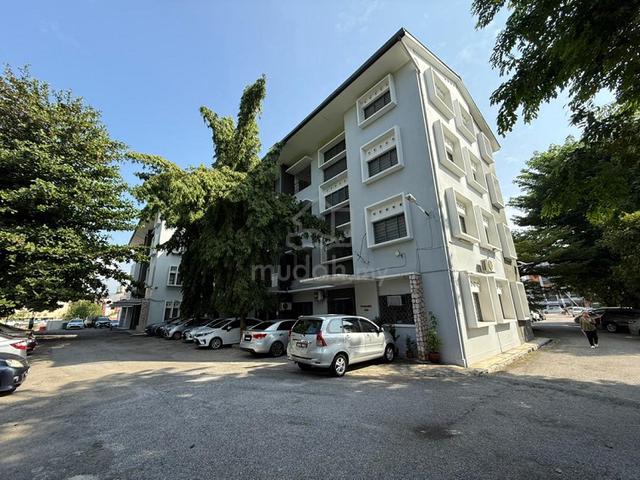 Flat Jalan Sultan Iskandar 1