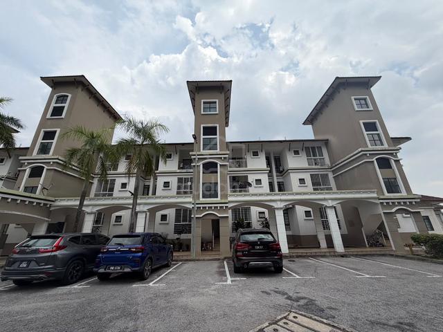 【 Facing North, Strata title 】 Suria Utama Townhouse, Bandar Utama, PJ 1