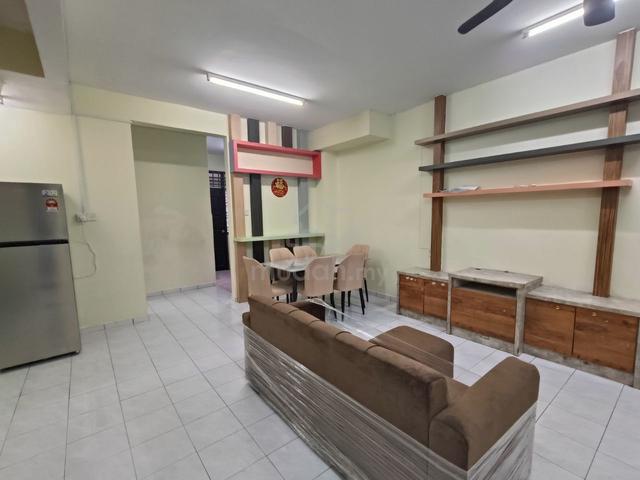 Bukit Indah Double Storey House 4Bed 3Bath Fully Furnished 1