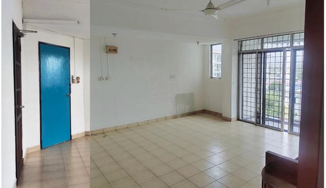 Raya Court 1