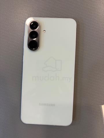 Samsung Galaxy A56 5G 256 GB - photo 4 of 4