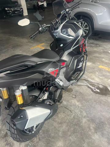 Urgent Sale! 2025 HONDA ADV160A – RM10,000 ONLY! - photo 2 of 10
