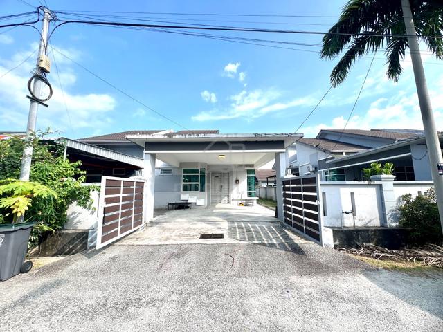 Freehold Single Storey Semi D House - Taman Jasin Perdana, Melaka 1