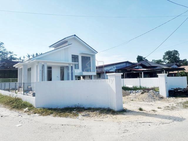 [KOTA BHARU] Banglo Split Level Cantik Dalam Bandar 1