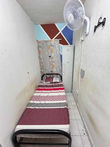 Bilik Sewa Lelaki di Flora Damansara, Damansara Perdana Petaling Jaya 1