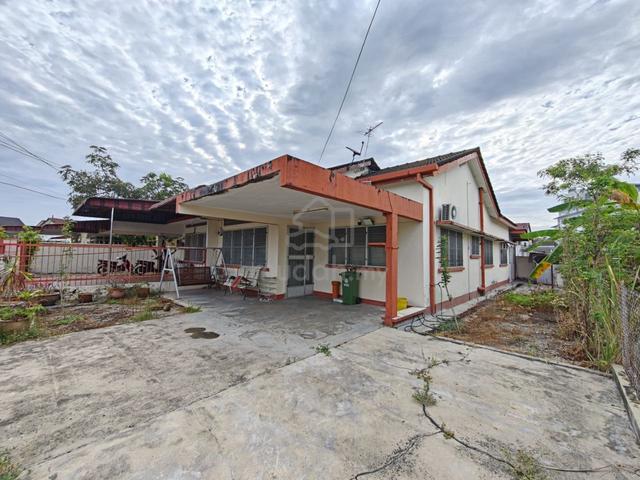 Lim Garden / 1 Storey Semi-D / 2,879 sqft / 3R2B / Facing Field / BMV 1