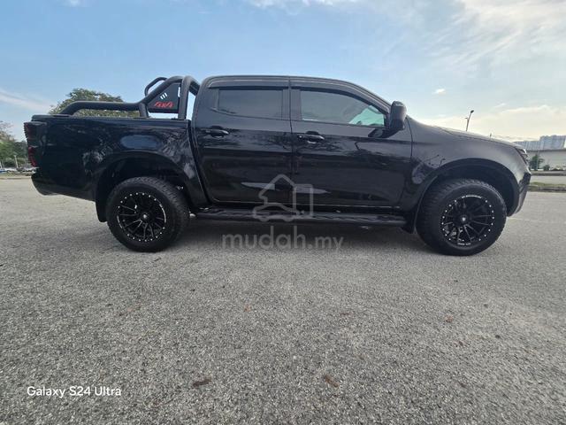 2022 Isuzu D-MAX 1.9 AUTO PLUS (A) 4X2 TIP TOP AUT - 5