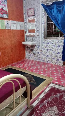 Bilik utama di tongkang pecah 1