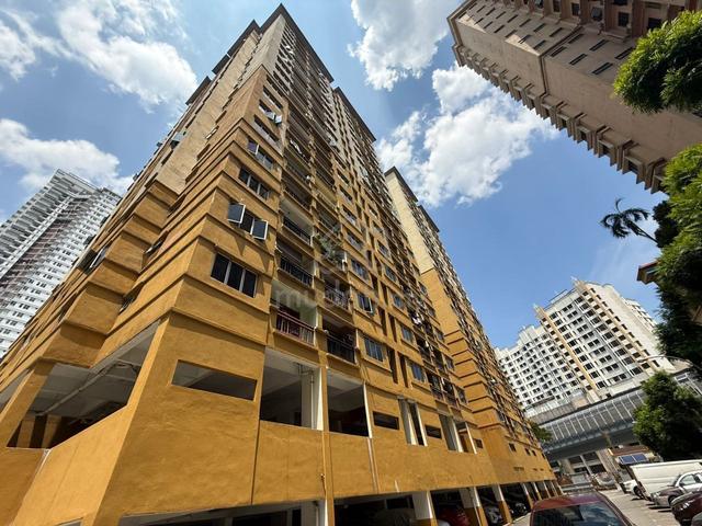 Pelangi Apartment ( Pelangi Damansara ) 1