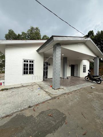 Taman Kempas Single Storey Bungalow House 1