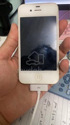 Apple iPhone 4s - photo 4 of 4