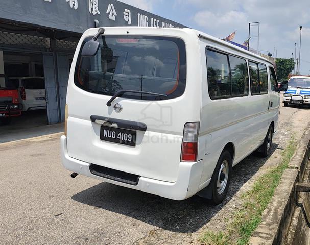 Nissan URVAN 3.0 WINDOW VAN - Bas Sekolah Pekerja - 3