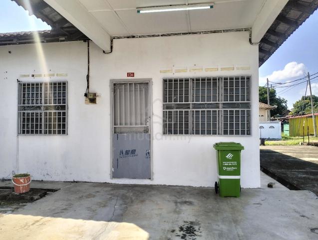 Single storey house to let 1