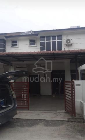 RUMAH 2 TINGKAT UTK DISEWA (Aircond di bilik utama) 1