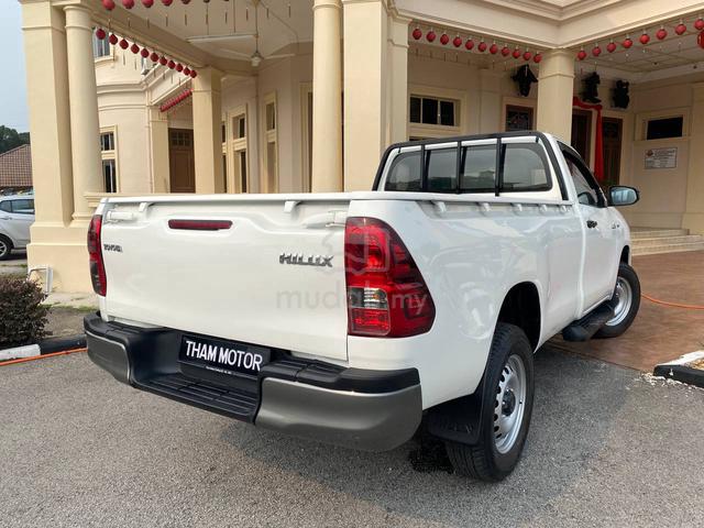 2023 Toyota HILUX 2.4 MT SINGLE CAB 4X4 4 YRS WRT - 3