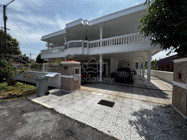 Double Storey Bungalow Corner Lot Taman Paroi Jaya, Seremban 1