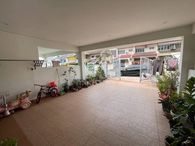 FREEHOLD ⭐ FACING EAST Double Storey Taman Sea SS23 Petaling Jaya @ PJ 1
